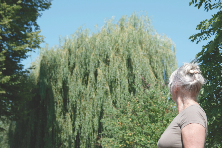 Waarom wandelen je hoofd soms verder helpt dan nadenken